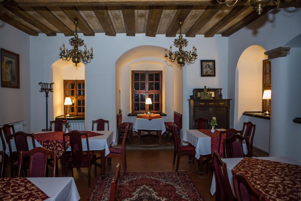 Zamek Na Wodzie W Wojnowicach Bed & Breakfast Wojnowice  Exterior photo